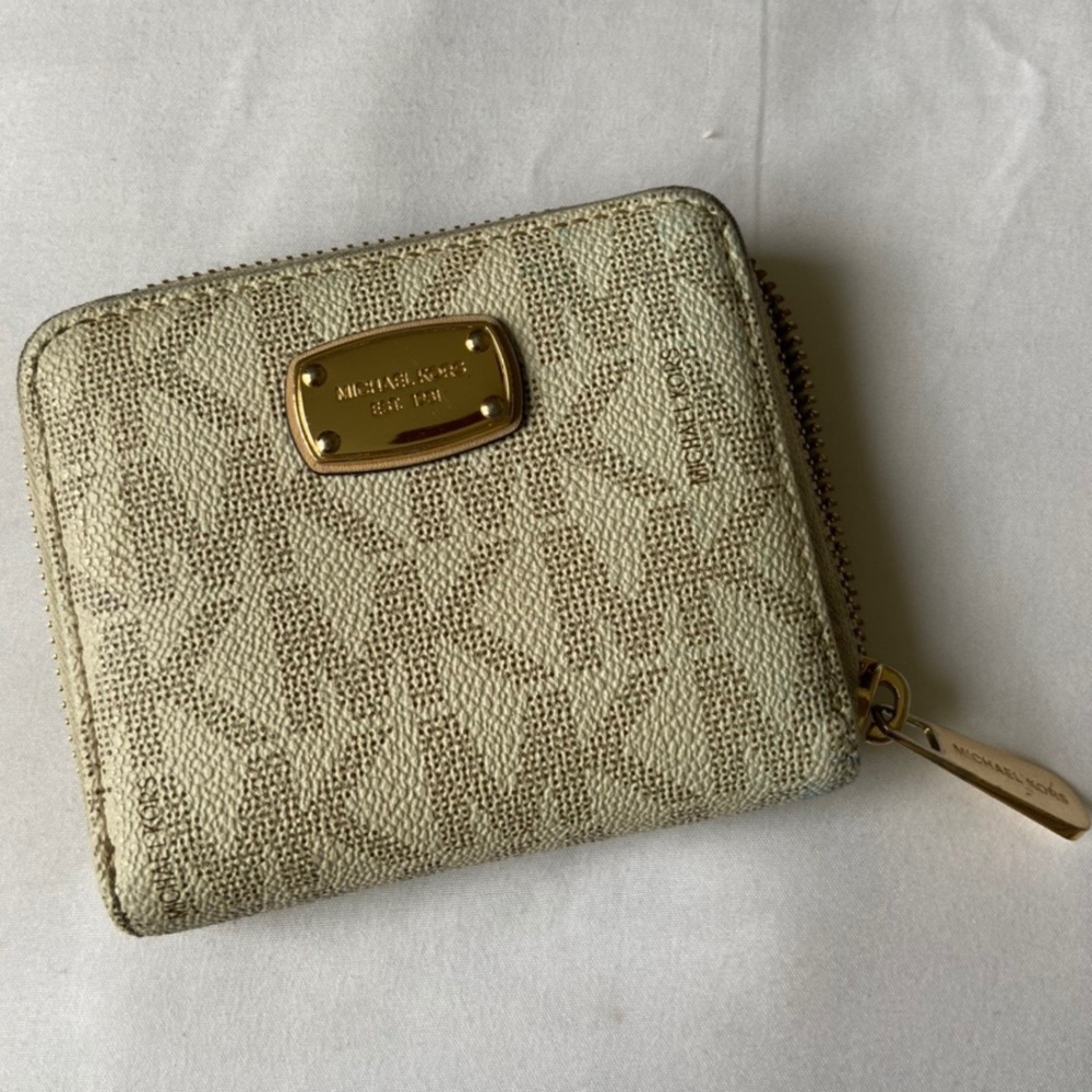 micheal kors wallet